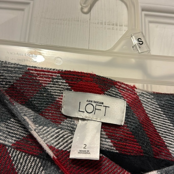 Plaid skirt - Picture 3 of 3